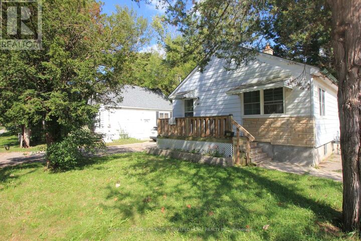 Property Photo:  190 Helena Avenue  ON N5Z 3M2 