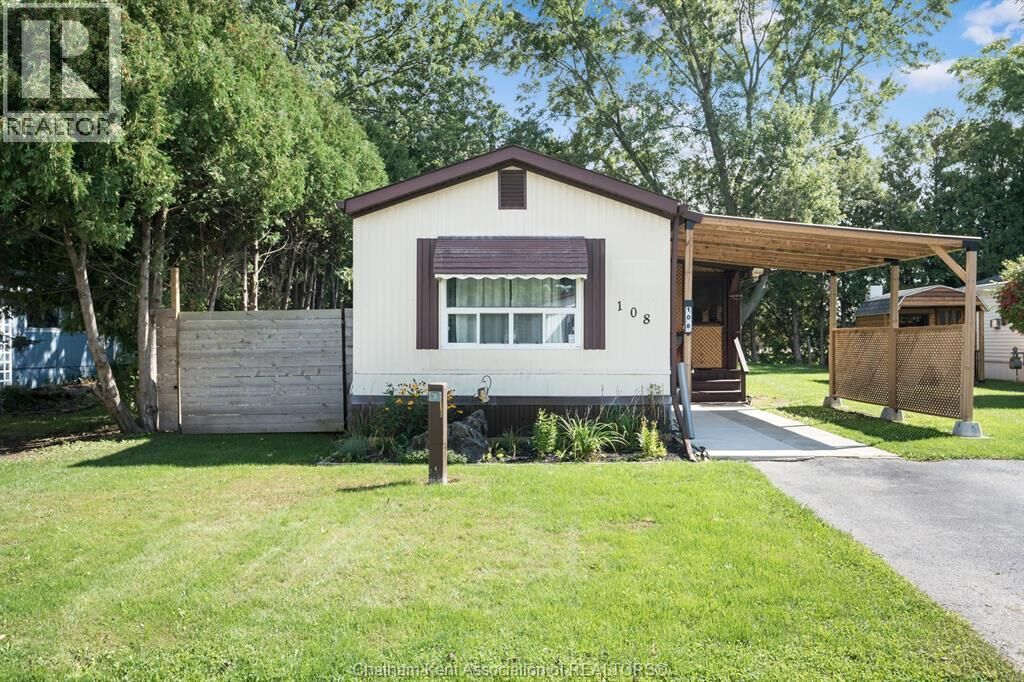 Property Photo:  108 Regency Drive  ON N7L 5A3 