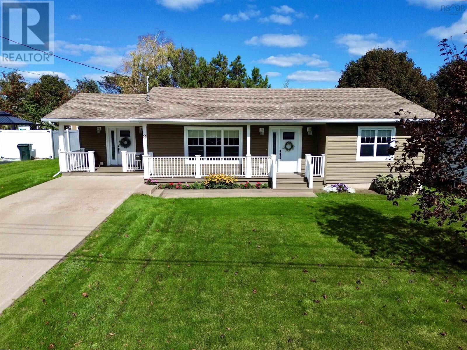 Property Photo: 8 Fletcher Drive NS B4H 4M4