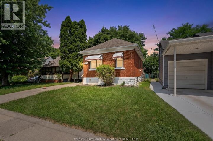 Property Photo:  1054 Josephine  ON N9B 2L5 