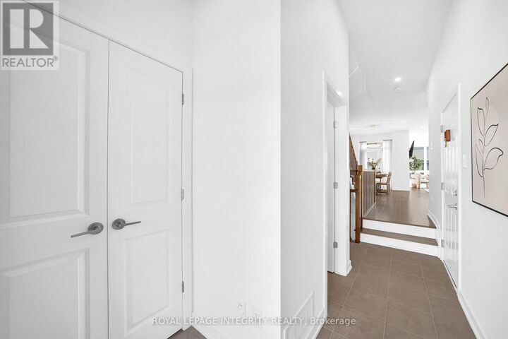 Property Photo:  312 Energy Street  ON K2V 0T4 