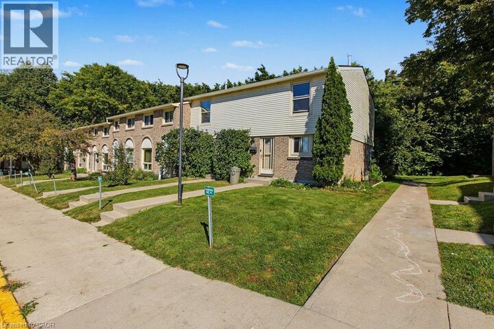 Property Photo: 165 Green Valley Drive 73 ON N2P 1K3