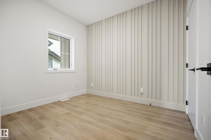 Property Photo:  121 Caledon Crescent  AB T7X 0Y8 