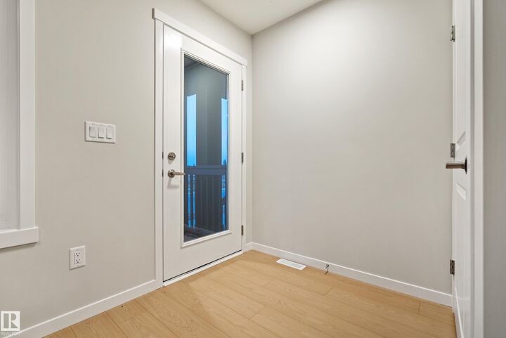 Property Photo:  17216 4 Street NW  AB T5Y 6G4 