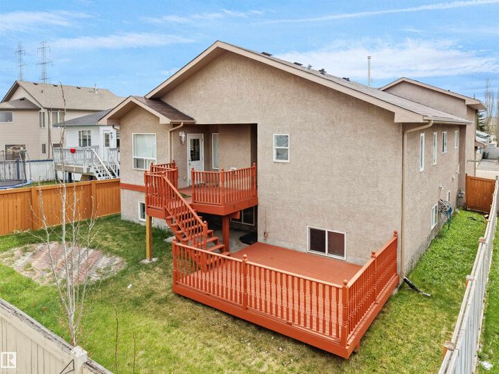 Property Photo:  2832 36B Avenue NW  AB T6T 1N4 