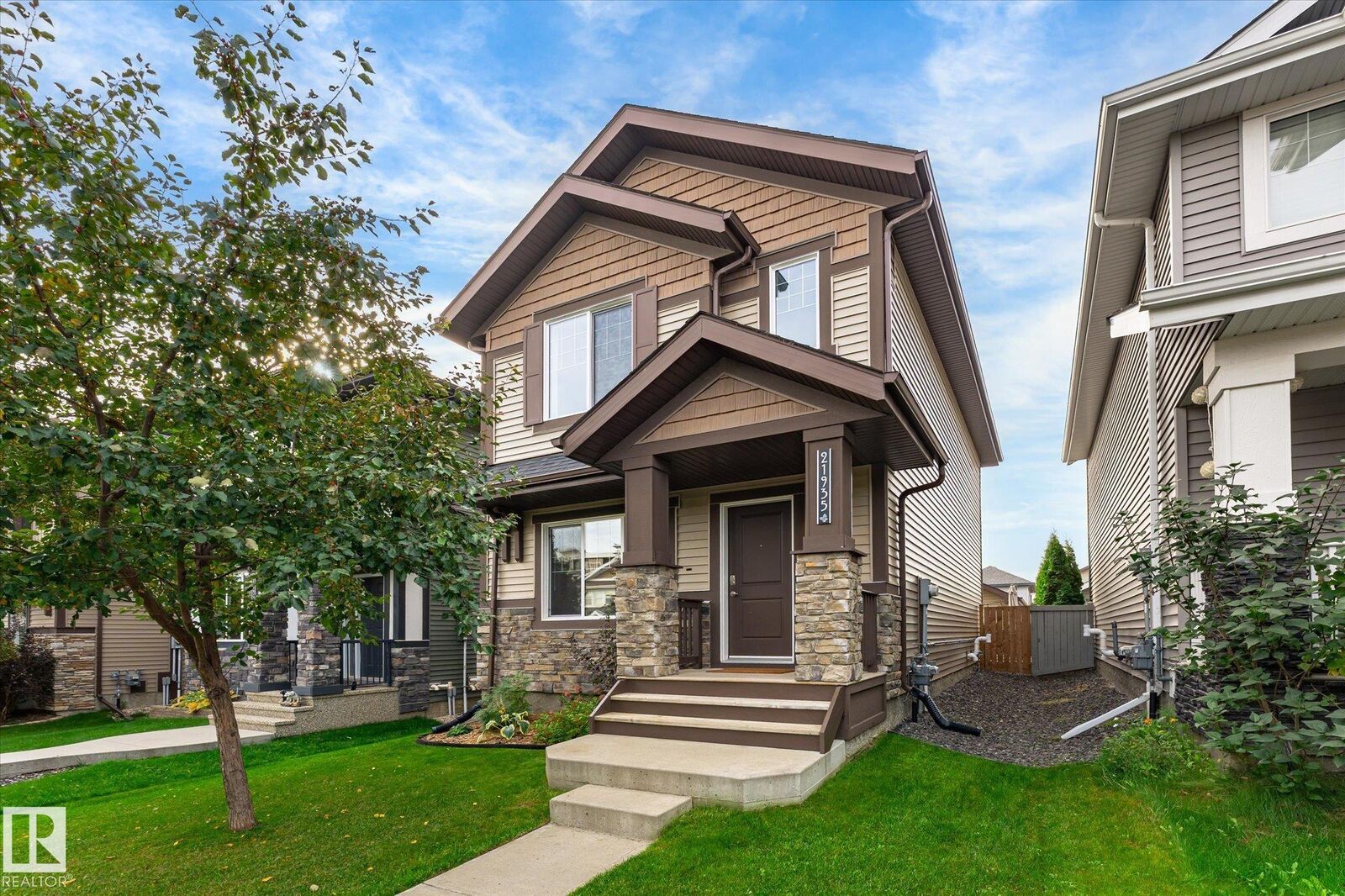 Property Photo:  21935 91 Avenue NW  AB T5T 6Z8 