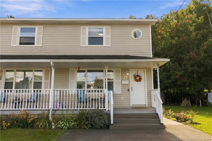Property Photo:  27 Glenview Court  NB E1B 1X7 