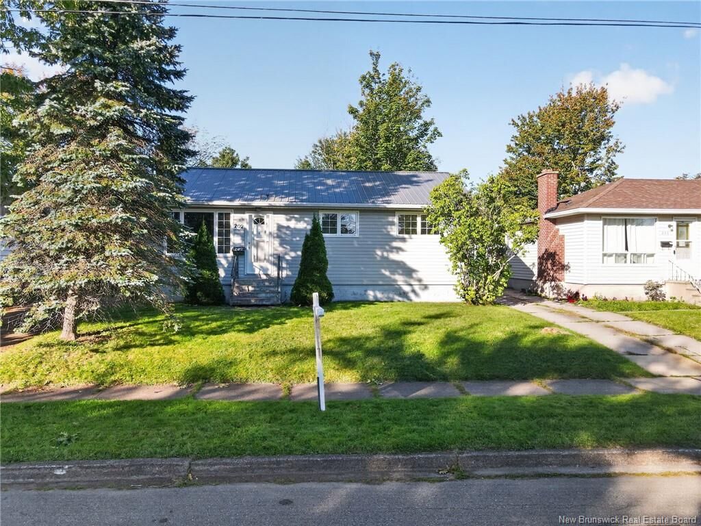 Property Photo:  202 McKenzie Avenue  NB E1C 7Z4 