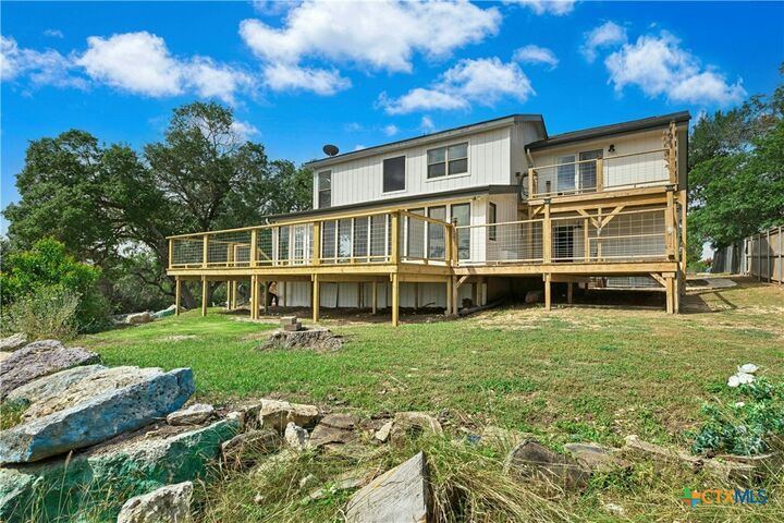 Property Photo:  1562 Windmere  TX 78133 