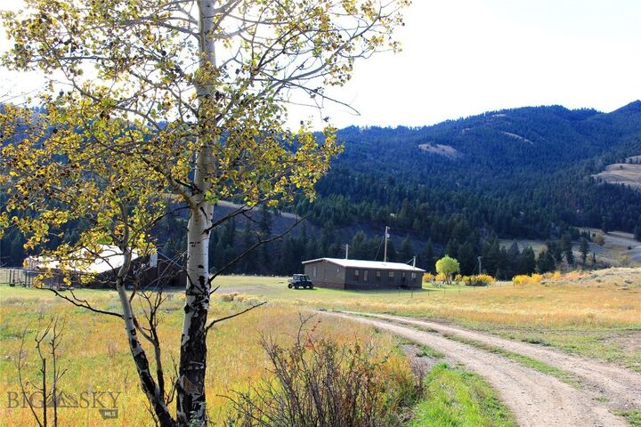 Property Photo:  593 Cinnabar Creek W  MT 59030 