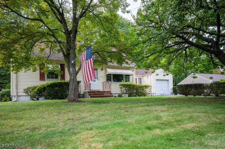 Property Photo: 2281 Morse Ave NJ 07076