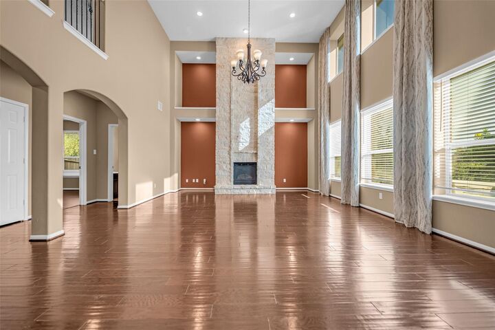 Property Photo: 7907 Dunlap Field Lane TX 77407