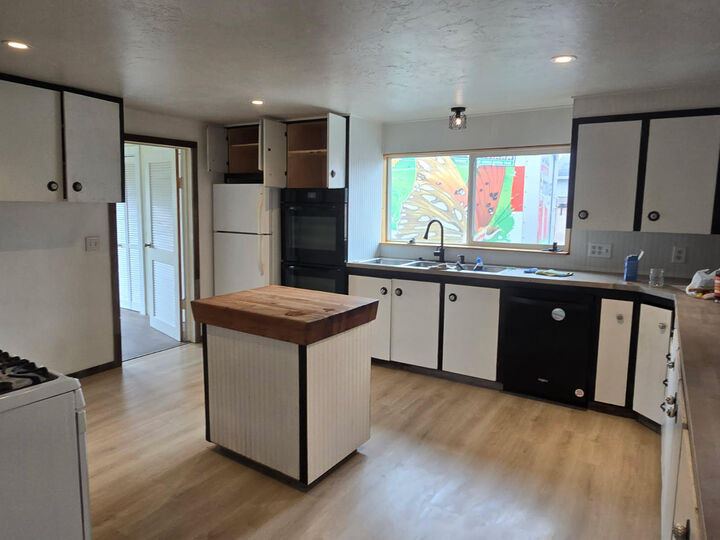 Property Photo: 4519 Excelsior Road CA 95503