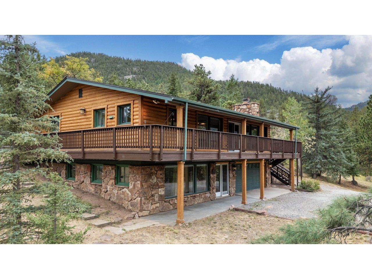 Property Photo: 42 Ottawa Ct CO 80540