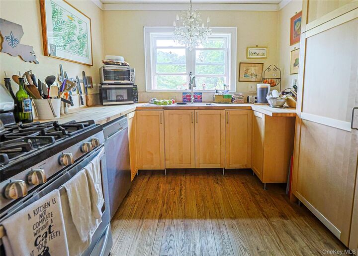 Property Photo: 1085 Violet Avenue NY 12538
