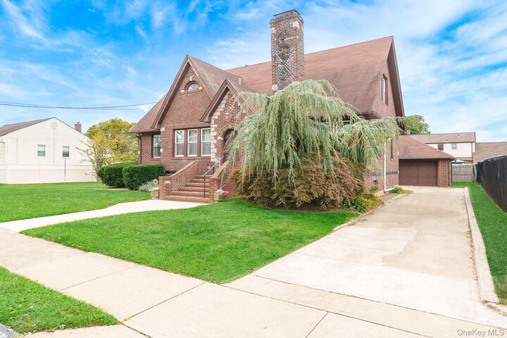 Property Photo:  2320 Woodland Avenue  NY 11793 