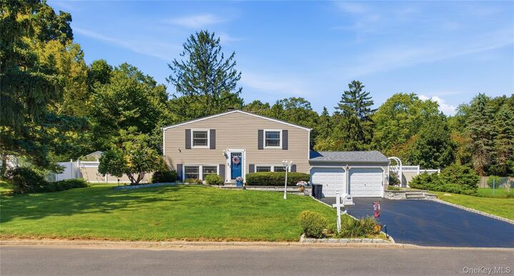 Property Photo: 44 Ivy League Lane NY 11790
