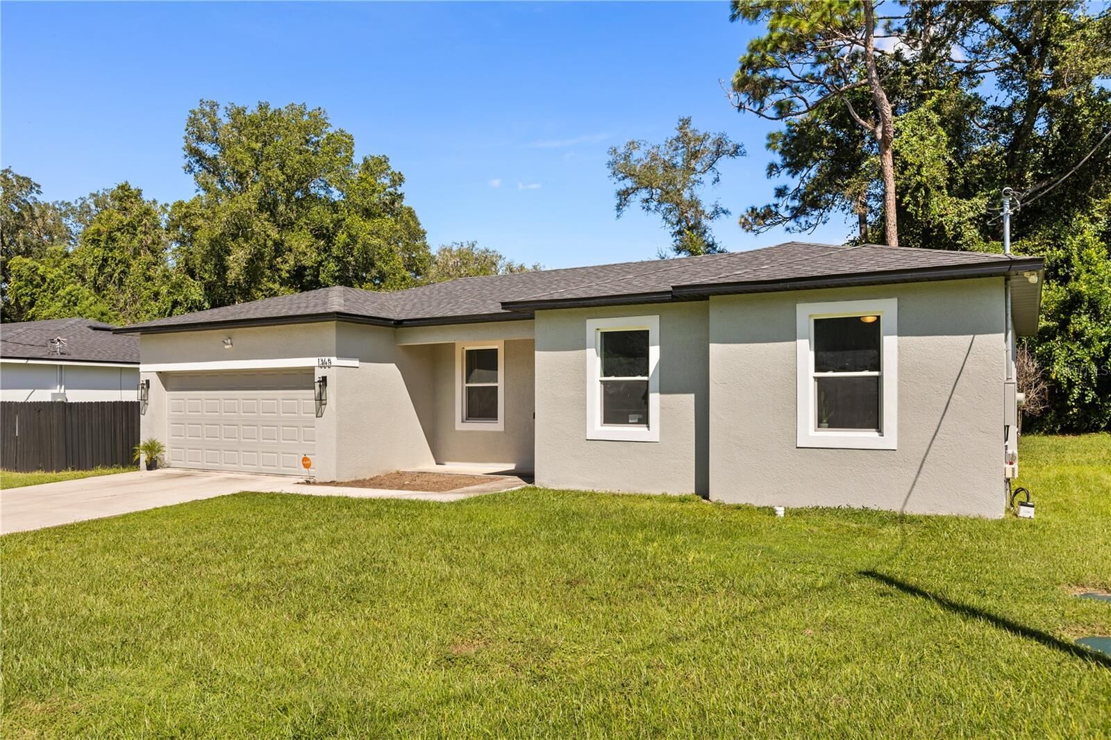 Property Photo: 1365 2nd Street FL 32763