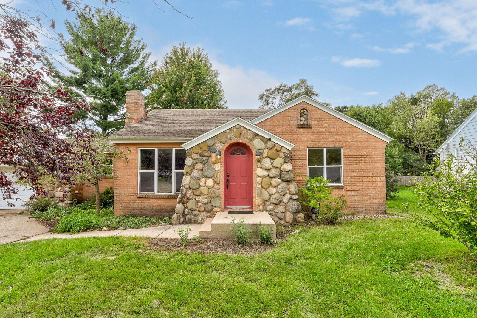 Property Photo:  798 Myrtle Avenue  MI 49423 