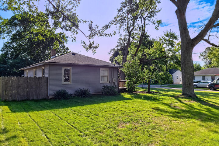 Property Photo:  1837 Providence Street NE  MI 49525 