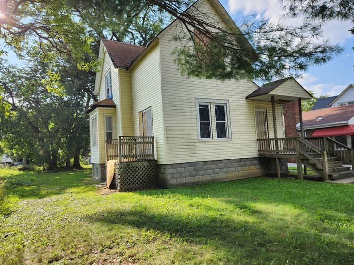 Property Photo:  10230 S Lowe Avenue  IL 60628 