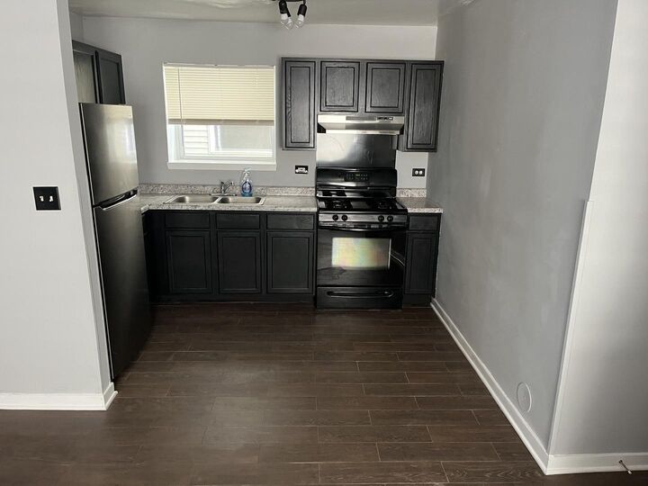 Property Photo:  6538 S Kenwood Avenue Grd  IL 60637 