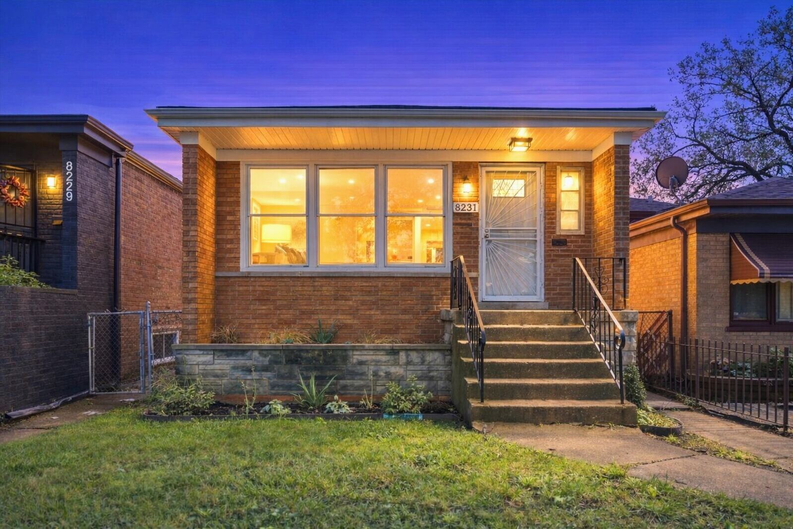 Property Photo:  8231 S Wentworth Avenue  IL 60620 
