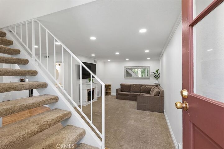 Property Photo:  26495 Via Damasco  CA 92691 