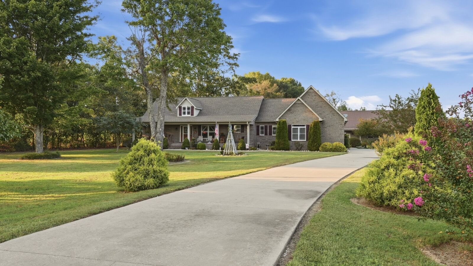 Property Photo:  1895 Elrod Rd  TN 37355 