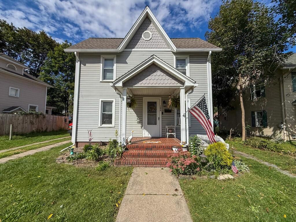 Property Photo:  104 Woodworth Street  PA 18840 