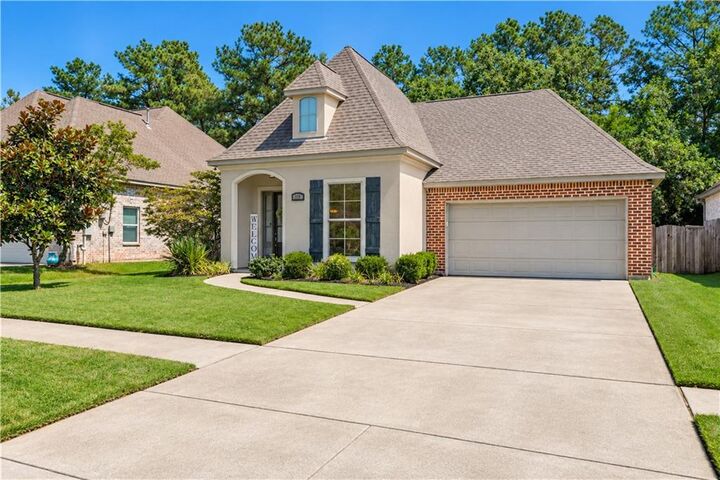 Property Photo:  329 Brown Thrasher Loop S  LA 70447 