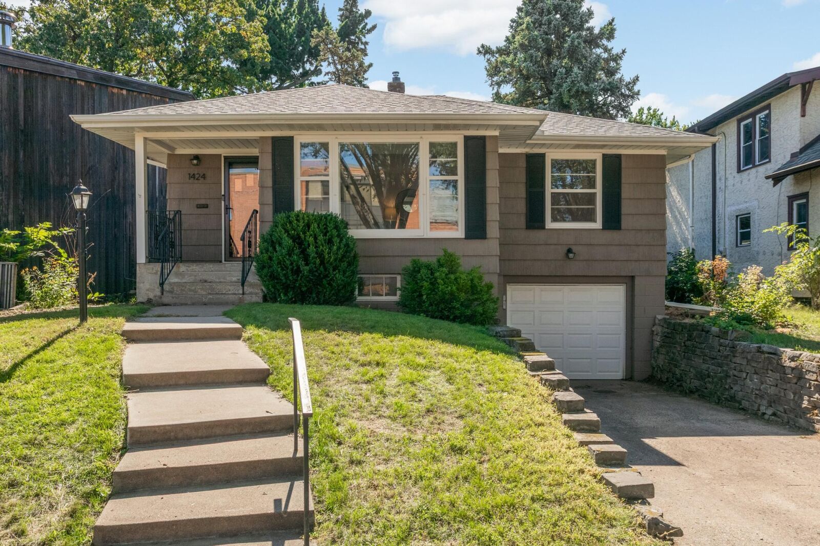Property Photo: 1424 Almond Avenue MN 55108