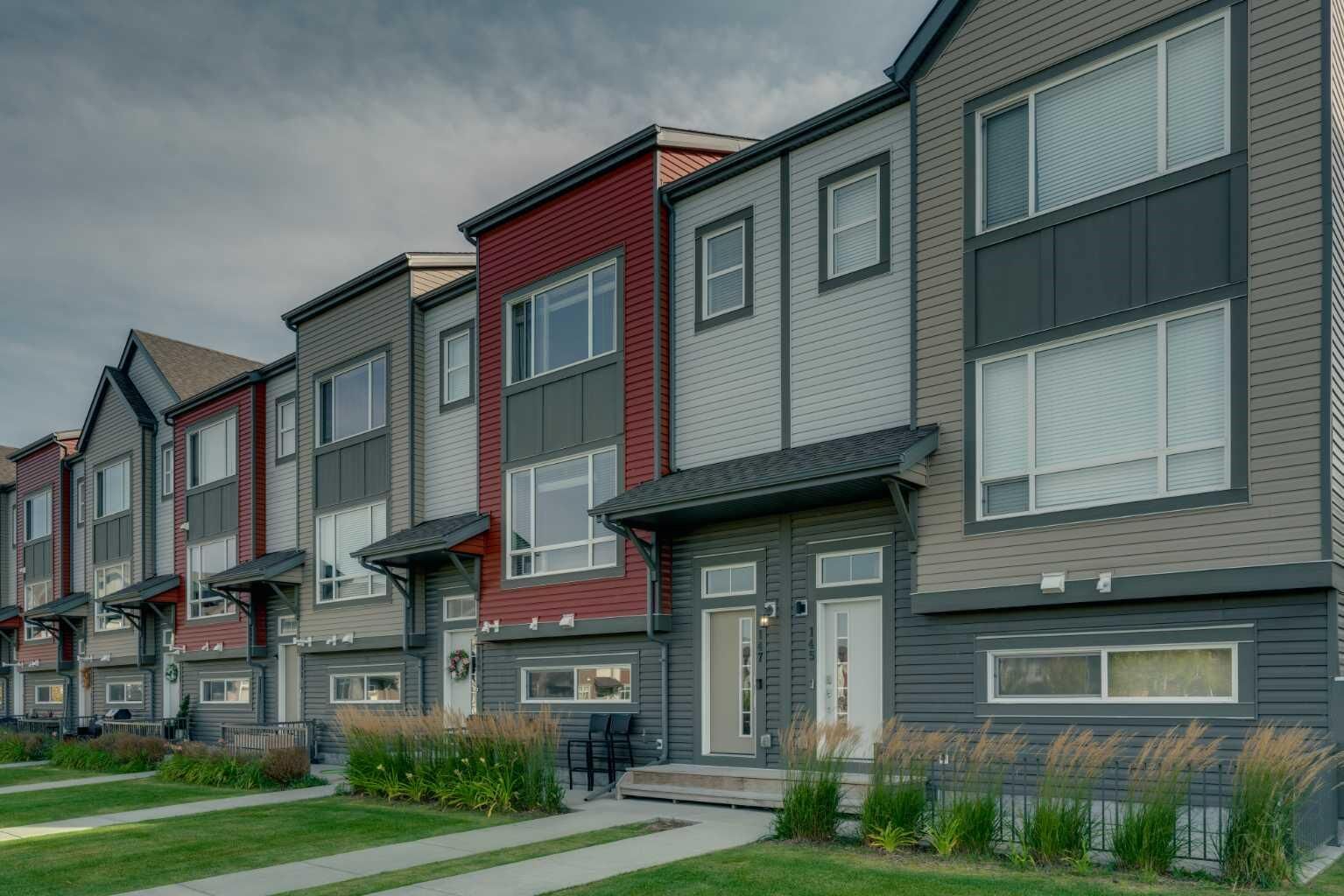 Property Photo:  147 Copperstone Park SE  AB T2Z 5E3 