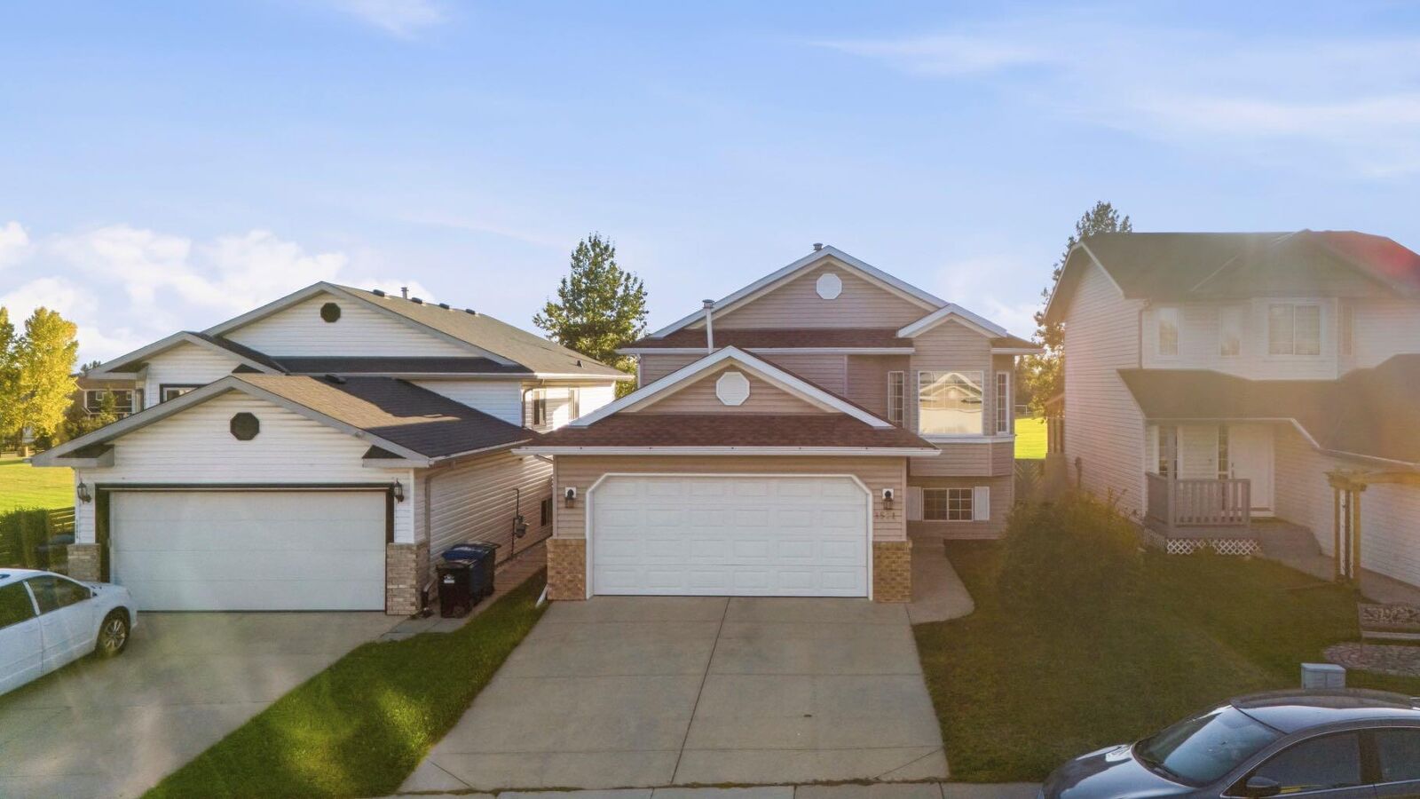 Property Photo:  1541 Big Springs Way SE  AB T4A 1N1 
