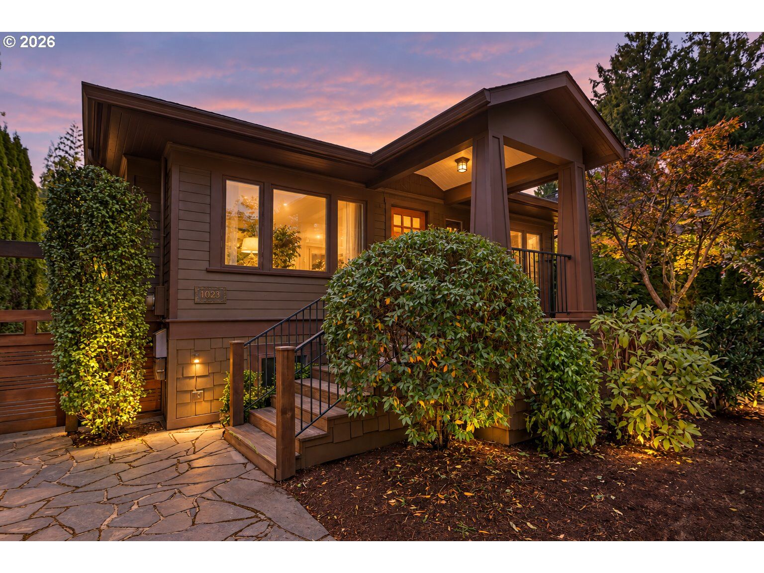 Property Photo: 7128 N Curtis Ave OR 97217