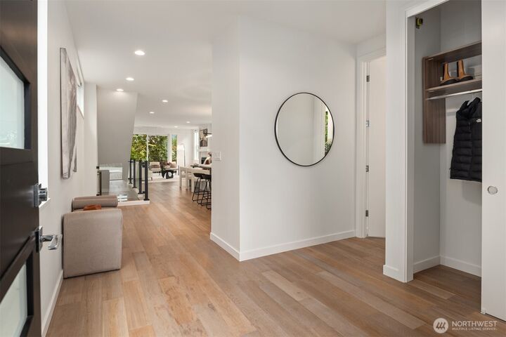 Property Photo:  5447  21st Avenue SW  WA 98106 