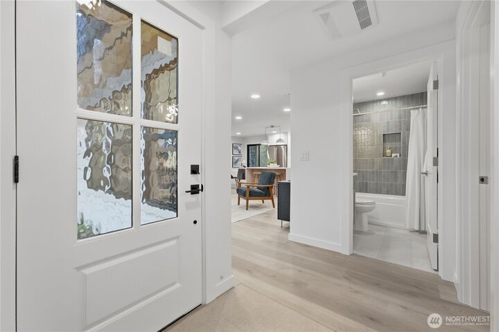 Property Photo: 633 221st Street SW WA 98021