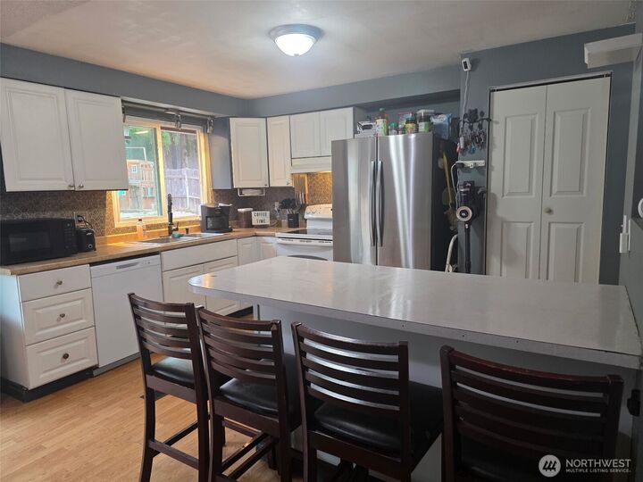 Property Photo: 8910 NE Quinault Loop WA 98516