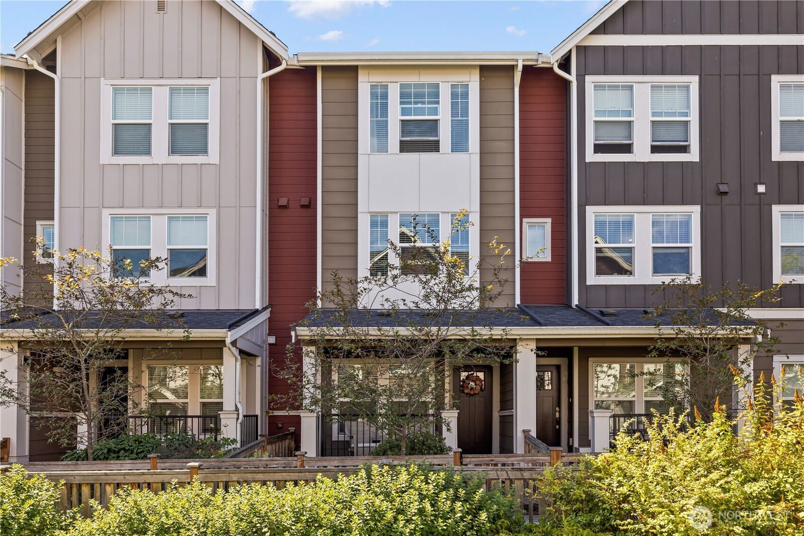 Property Photo: 3430 SW Graham Street 903 WA 98126