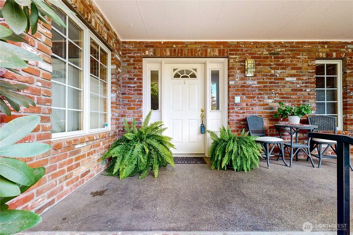 Property Photo:  2460  Fairfield Drive  WA 99362 