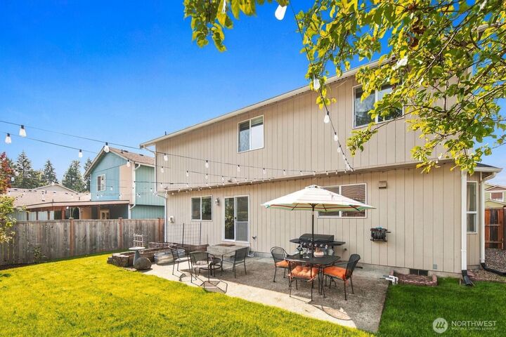 Property Photo:  17109  117th Avenue Court E  WA 98374 