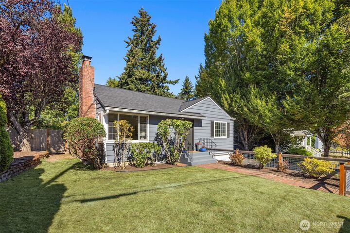 Property Photo: 3504 NE 93rd Street WA 98115