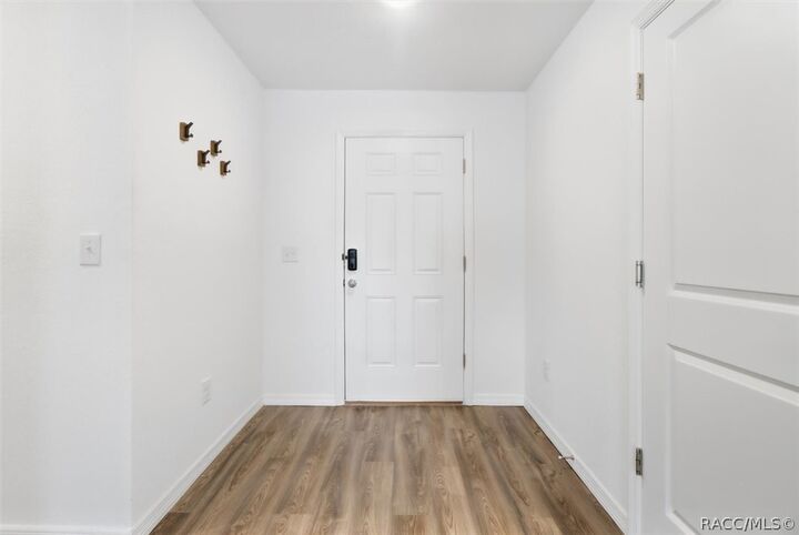 Property Photo: 12 Pagoda Drive FL 34446
