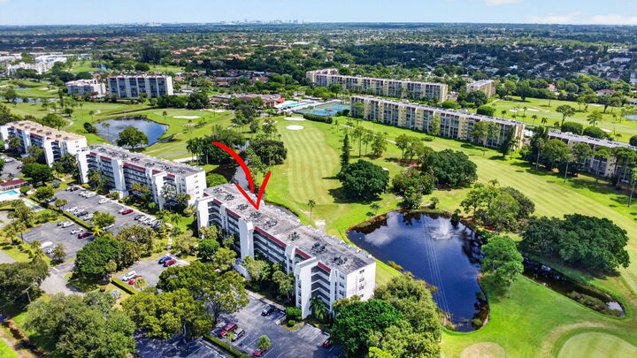 Property Photo:  3597 Birdie Drive 604 C  FL 33467 