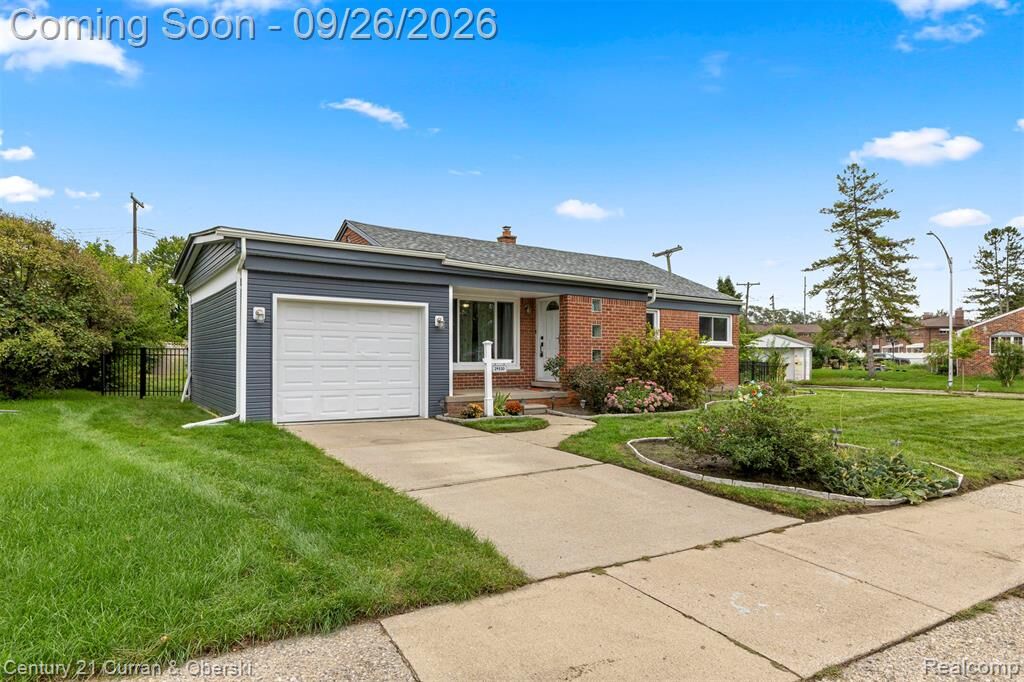 Property Photo:  29530 Robert Drive  MI 48150 