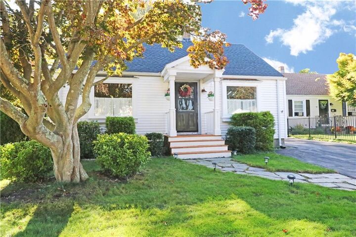 Property Photo:  12 Beacon Terrace  RI 02842 