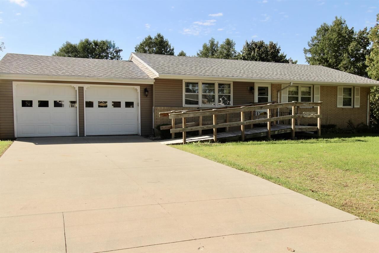 Property Photo:  2288 Staborn Drive  WI 53511 