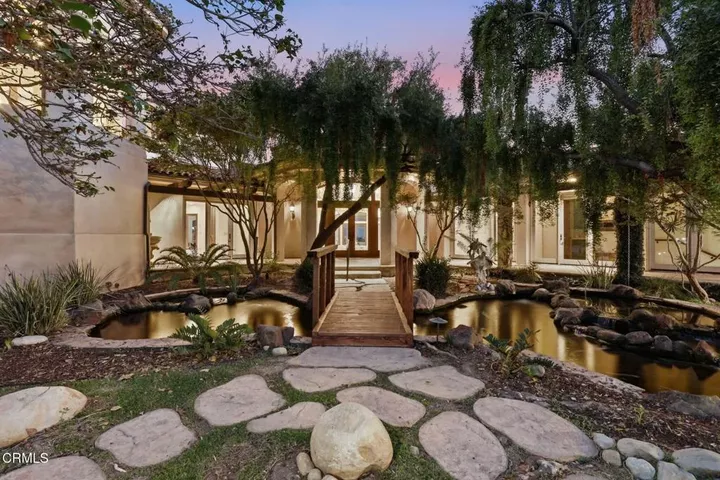 Property Photo:  747 Barr Highland Lane  CA 93060 