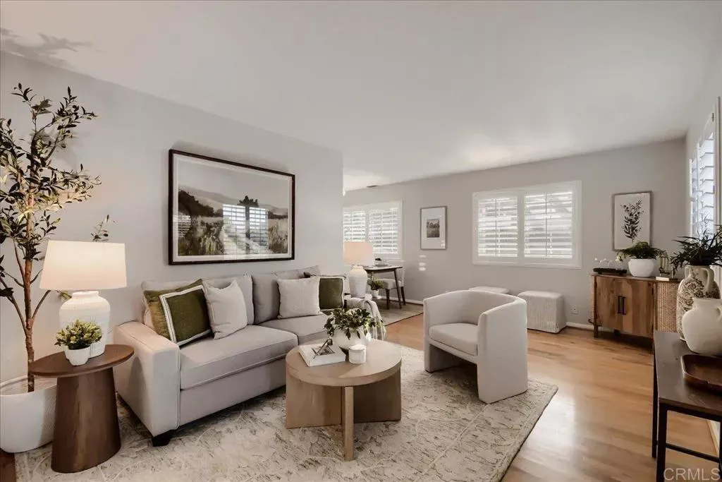 Property Photo: 309 W Lewis Street CA 92103