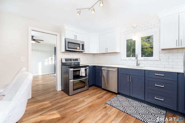 Property Photo: 110 Richmond Lane CT 06117